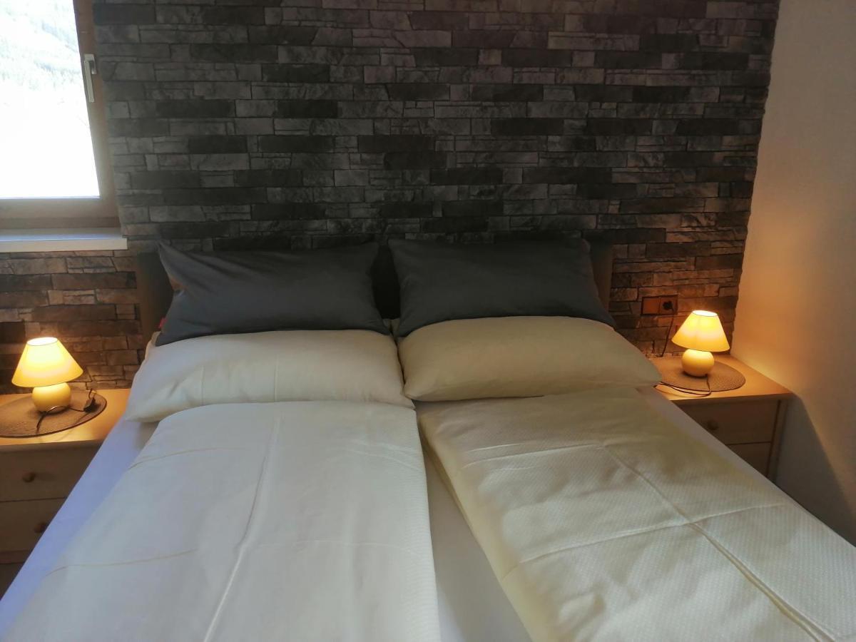 Haus Sonja Apartment แลร์มอส ภายนอก รูปภาพ